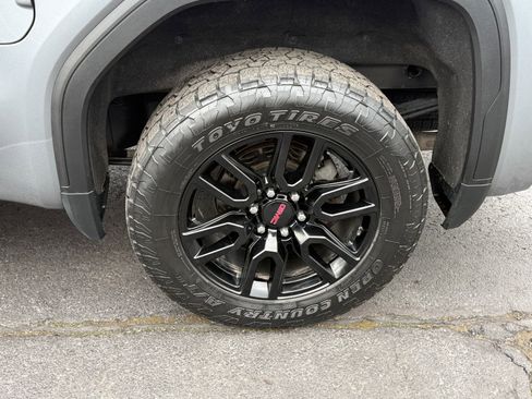 Used 2021 GMC Sierra 1500 Elevation w/ X31 Off-Road Package image 10