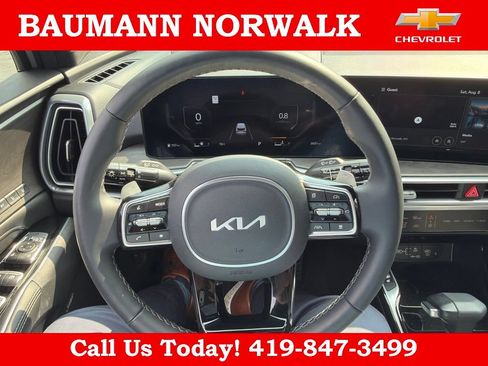 Used 2025 Kia Sorento SX Prestige AWD/4WD image 15