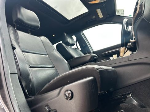 Used 2017 Jeep Grand Cherokee Limited image 28