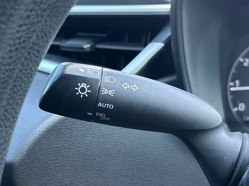 Used 2024 Toyota Corolla LE FWD image 30