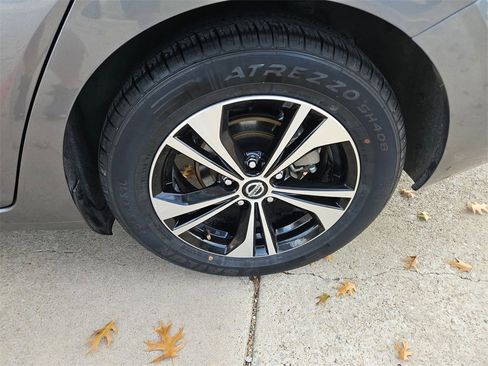 Used 2023 Nissan Sentra SV image 28