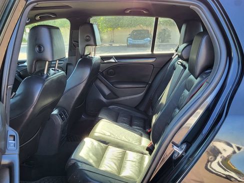 Used 2014 Volkswagen GTI Driver's Edition FWD image 22