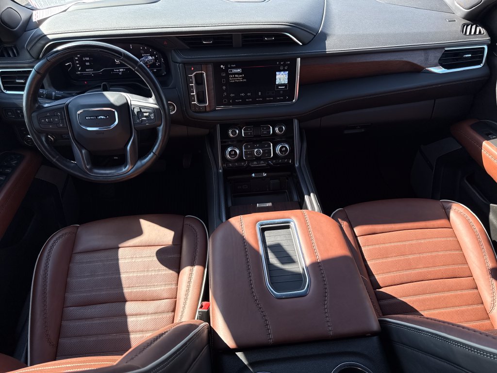 Certified 2023 GMC Yukon XL Denali Ultimate AWD/4WD image 12