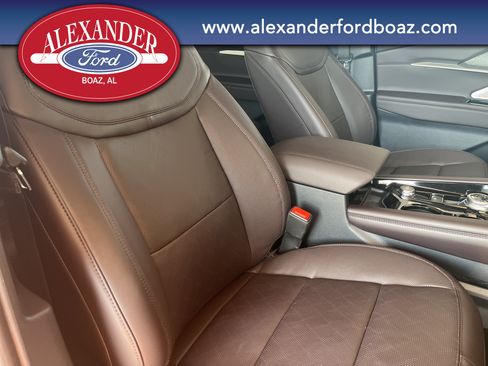 New 2026 Ford Explorer Platinum RWD image 17