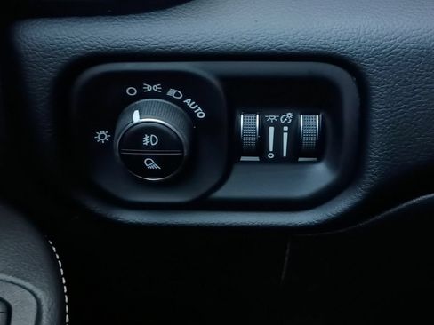 New 2026 RAM 2500 Laramie w/ Night Edition AWD/4WD image 12