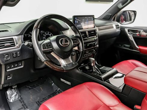 Used 2023 Lexus GX 460 Luxury w/ Accessory Package image 4