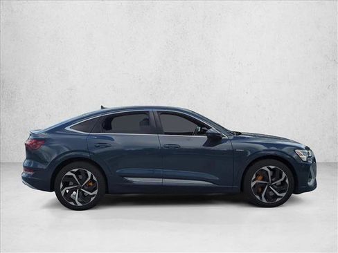 Used 2020 Audi e-tron Prestige image 4