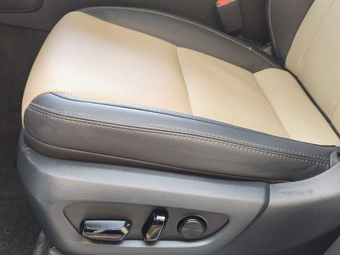 Used 2024 Lexus GX 550 AWD/4WD image 45