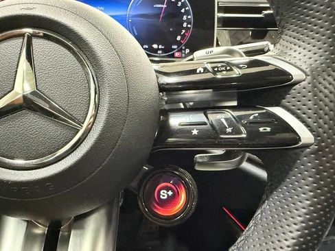 Used 2025 Mercedes-Benz E 53 AMG e 4MATIC Sedan image 35