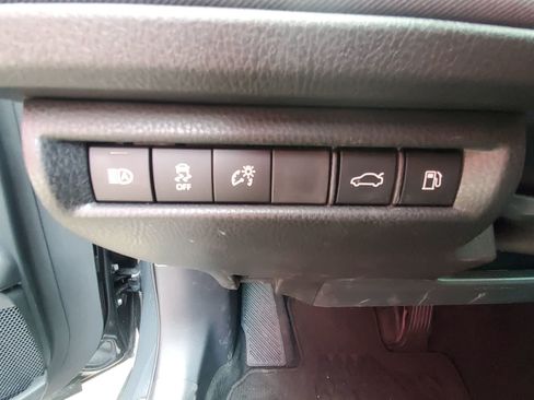 Used 2026 Toyota Camry LE w/ Convenience Package FWD image 19