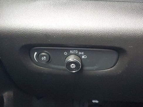 Certified 2023 Chevrolet Traverse LT image 19