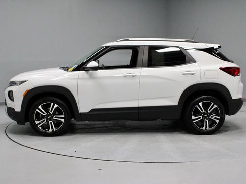 Used 2023 Chevrolet TrailBlazer LT FWD image 9