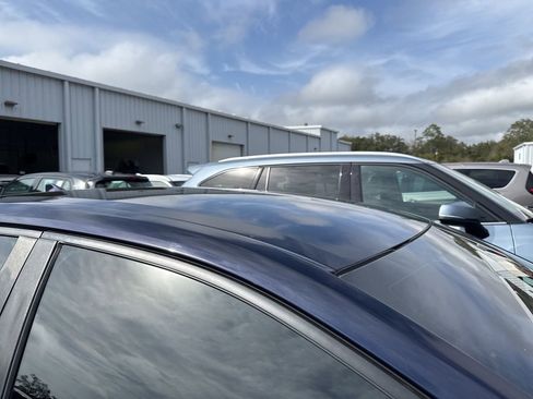 Used 2022 Toyota Corolla LE image 5