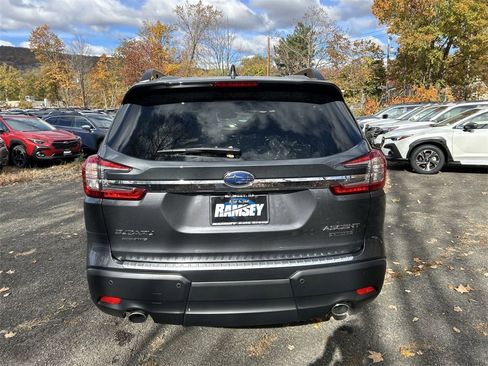 New 2025 Subaru Ascent Limited image 17