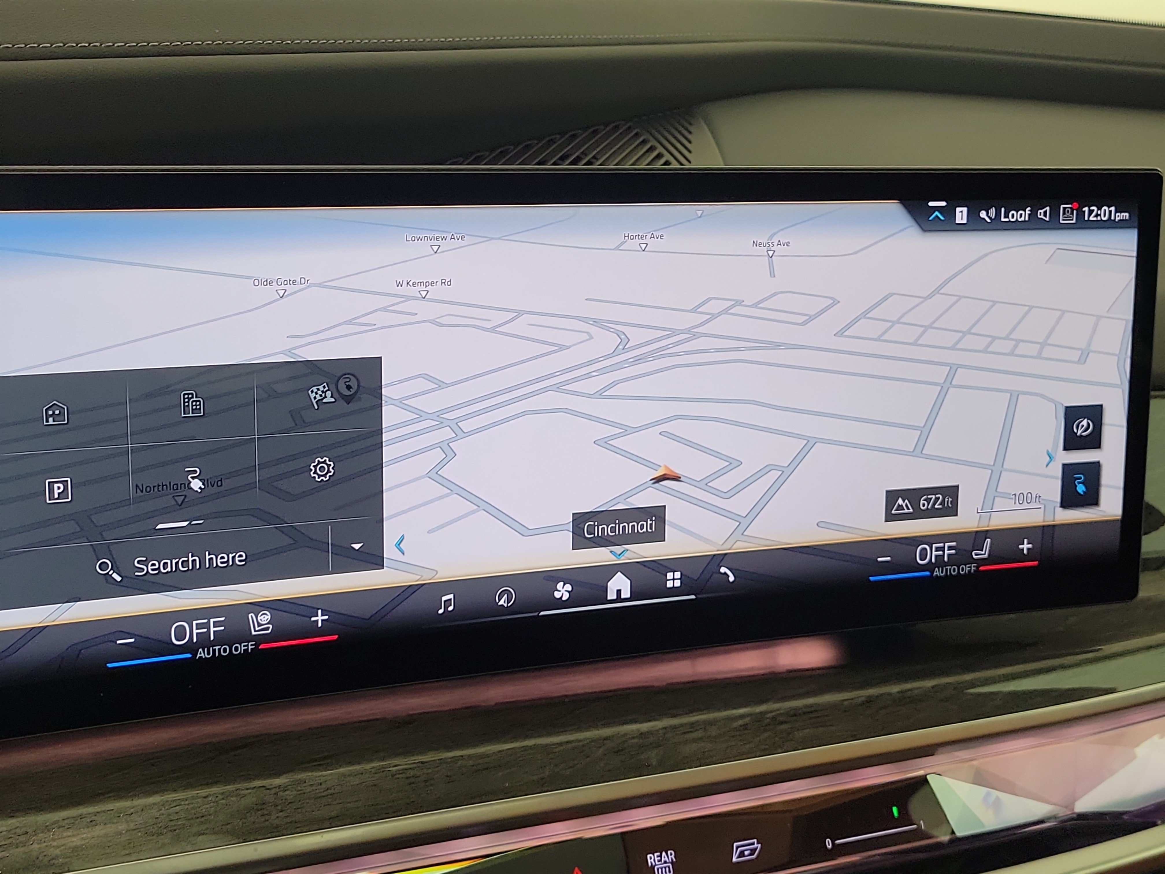 Certified 2024 BMW i7 xDrive60 w/ Executive Package AWD/4WD image 18