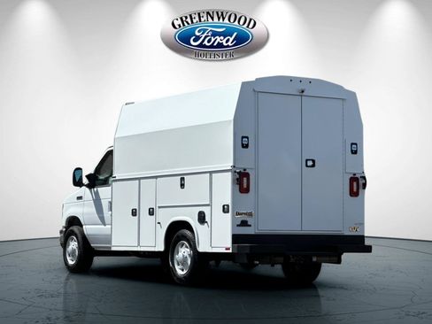 New 2026 Ford E-350 and Econoline 350 Super Duty w/ Power Equipment Group image 6