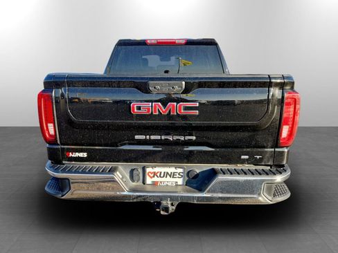 Used 2025 GMC Sierra 1500 SLT image 8