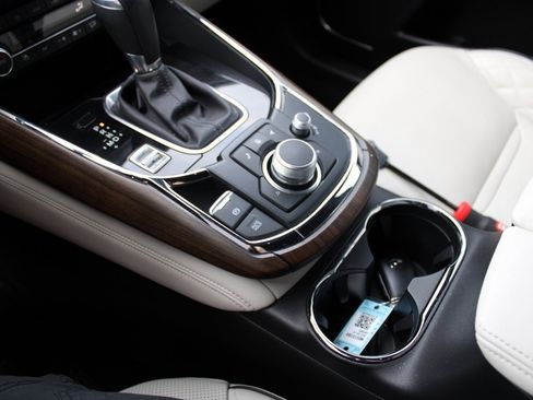 Used 2022 MAZDA CX-9 Signature image 28