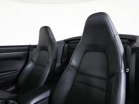 Certified 2023 Porsche 911 Carrera image 5