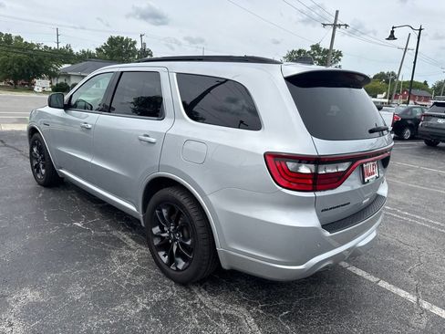 Used 2023 Dodge Durango R/T RWD image 13