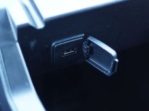 Used 2019 Ford Explorer Sport image 34