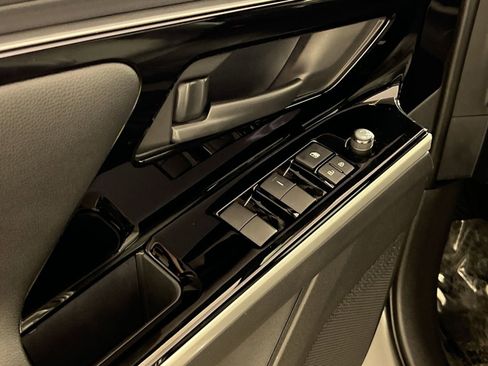 Used 2024 Toyota bZ4X XLE image 15