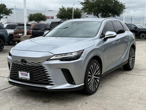 Used 2023 Lexus RX 350 Premium Plus w/ Accessory Package (Z1) FWD image 9