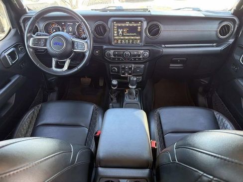 Used 2021 Jeep Wrangler Unlimited Sahara image 20