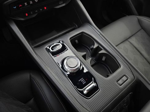 New 2026 Jeep Cherokee Overland w/ Advanced Pro Tech Group image 24