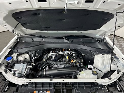 Used 2025 Ford Explorer Active image 35