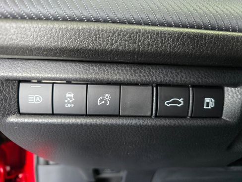 Used 2026 Toyota Camry Hybrid image 22