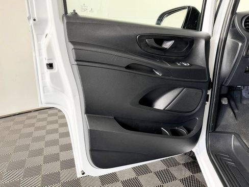 Used 2020 Mercedes-Benz Metris image 26