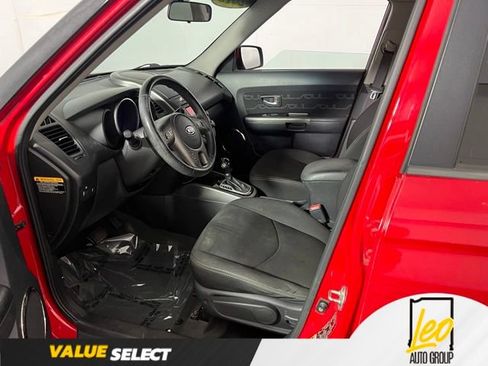 Used 2012 Kia Soul + FWD image 8