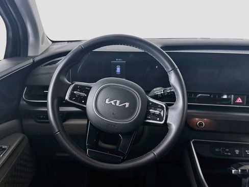 Used 2026 Kia Carnival FWD image 18