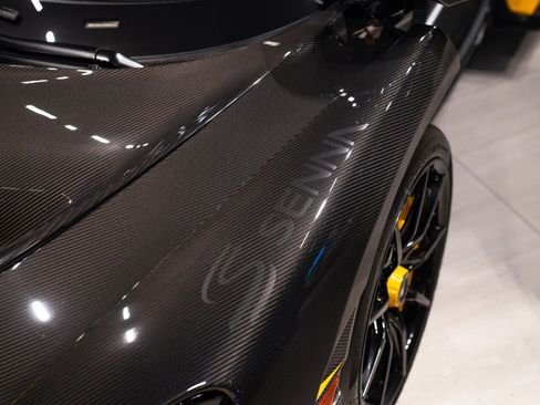 Used 2019 McLaren Senna RWD image 54