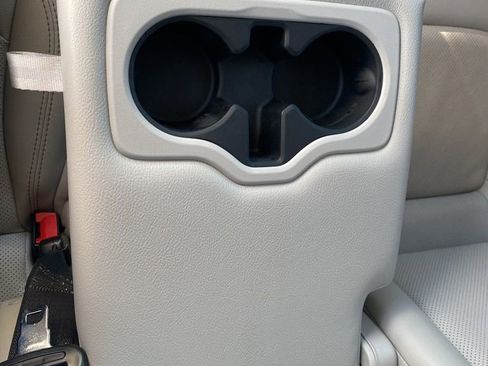 Used 2022 Jeep Compass Limited image 36