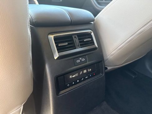 Used 2025 MAZDA CX-90 Plug-In Hybrid w/ Preferred AWD/4WD image 24