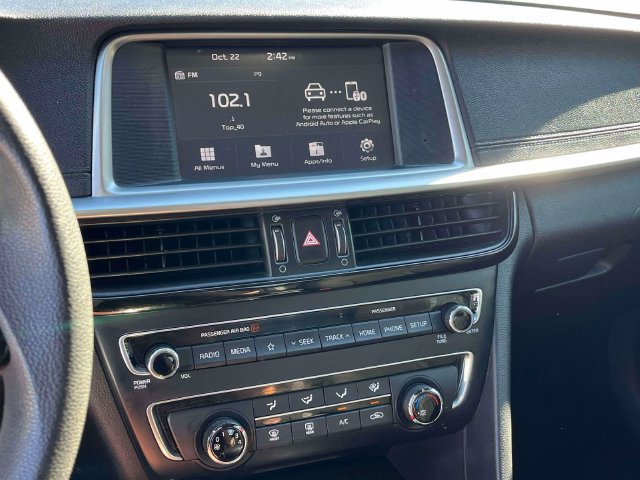 Used 2020 Kia Optima LX FWD image 30