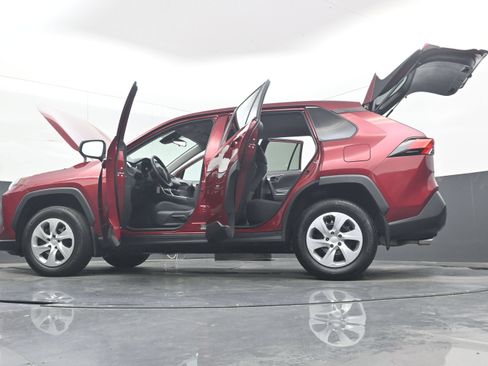 Used 2023 Toyota RAV4 LE FWD image 45