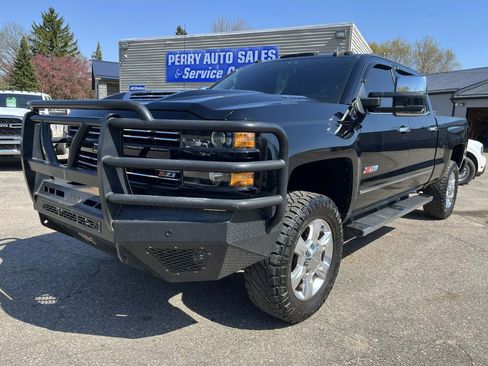 Used 2017 Chevrolet Silverado 2500 LTZ w/ Duramax Plus Package AWD/4WD image 2