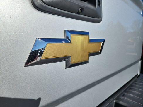 Used 2017 Chevrolet Silverado 1500 Custom w/ Custom Convenience Package image 23