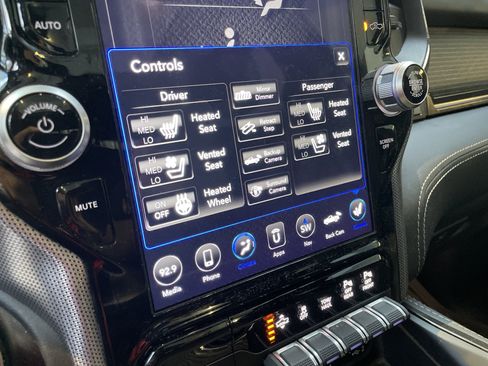 Used 2021 RAM 1500 Limited w/ Night Edition RWD image 24