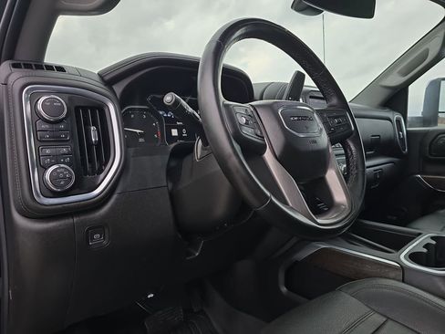 Used 2023 GMC Sierra 2500 Denali image 14