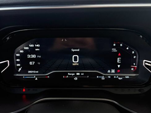 Used 2023 GMC Yukon XL Denali AWD/4WD image 47