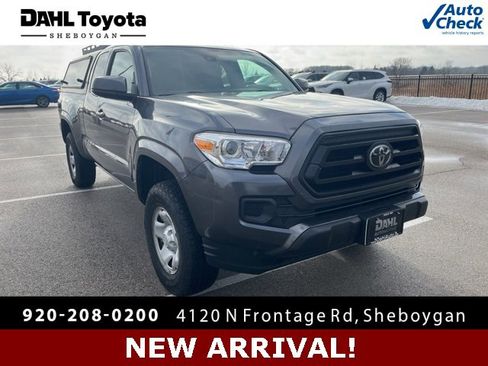 Used 2022 Toyota Tacoma SR image 1