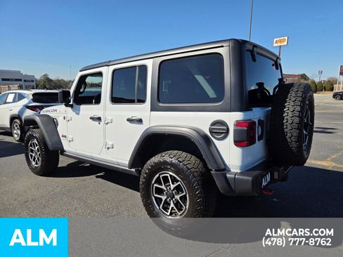 Used 2024 Jeep Wrangler Unlimited Rubicon image 9