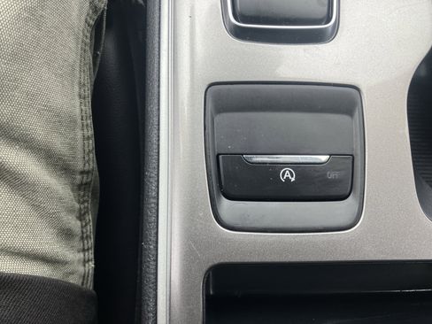 Certified 2024 Ford Edge SEL image 26