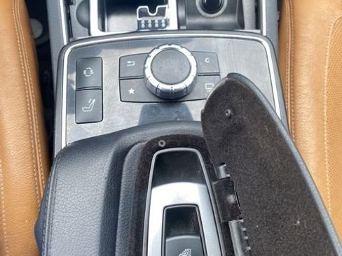 Used 2017 Mercedes-Benz E 400 Cabriolet image 24
