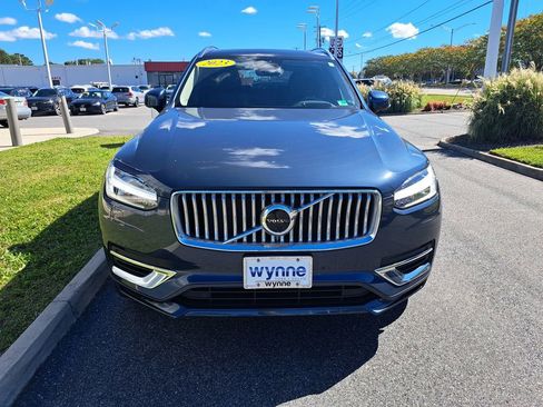 Used 2023 Volvo XC90 T8 Ultimate image 3