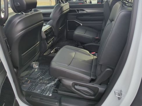 New 2026 Jeep Grand Wagoneer L Limited AWD/4WD image 48